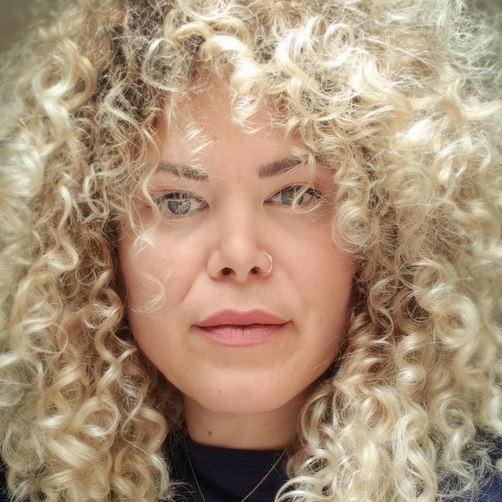 Meet your Posher, Cristina